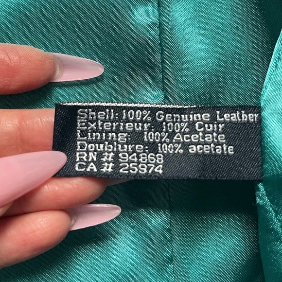 SOLD‼️BERNARDO GENUINE LEATHER JACKET BLUE PYTHON SNAKE PRINT POCKETS SILK - Picture 5 of 9